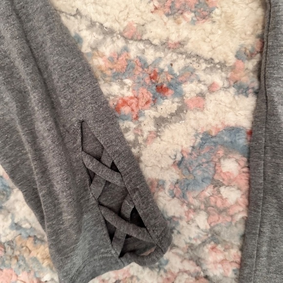 Grey girl legging size 10 barely worn ! - Picture 3 of 4